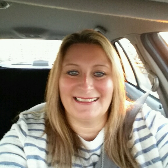 Meet your Posher, Kim - Picture 1 of 1